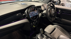 MINI Hatchback 135kW Cooper S Level 2 33kWh 3dr Auto Electric Hatchback